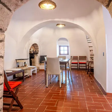 Trullo With Private Garden And Pine Forest *